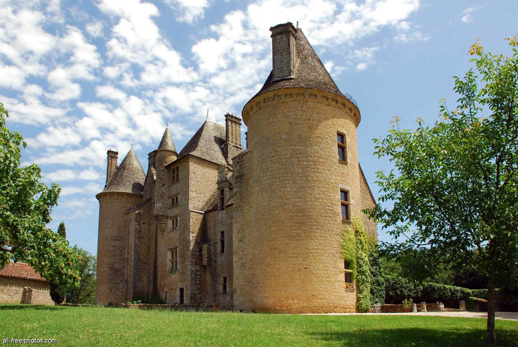 Château de Montal, Saint-Jean Lespinasse