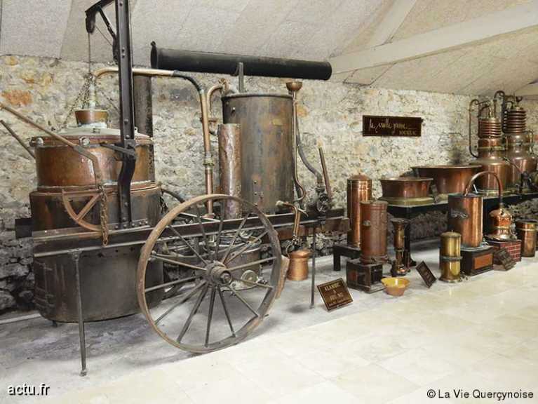 Musée de la Vieille Prune (Distillerie Louis Roque)